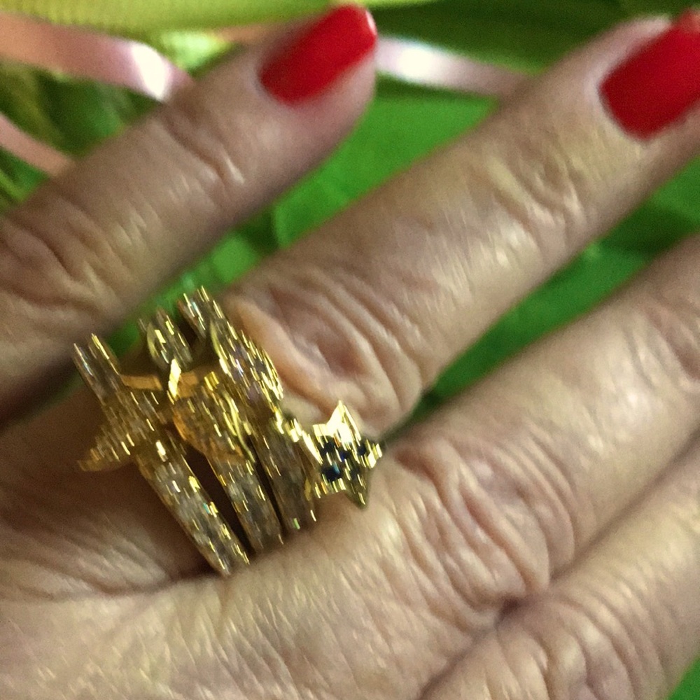 Stack rings